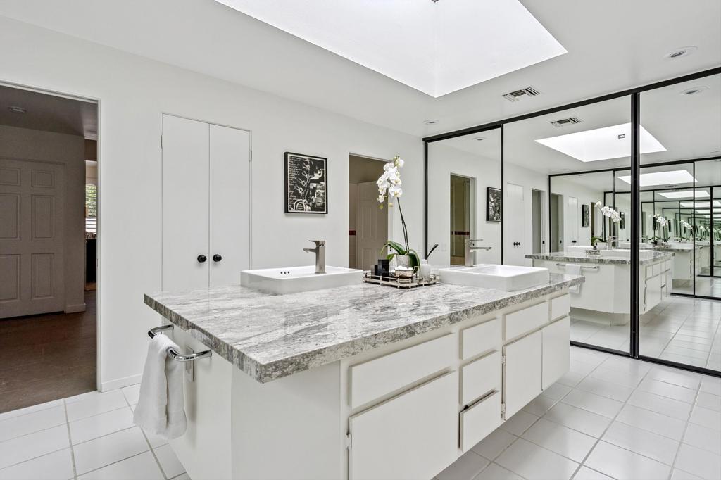 MLS #219135516DA image #34