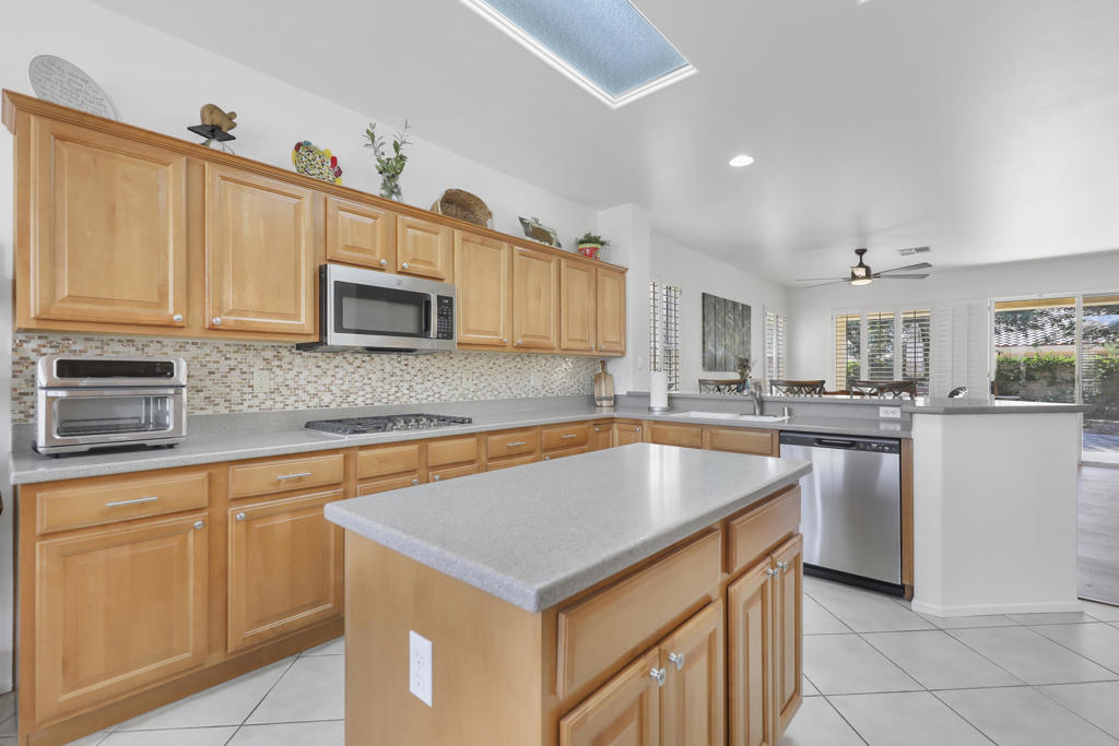 MLS #219135517DA image #12