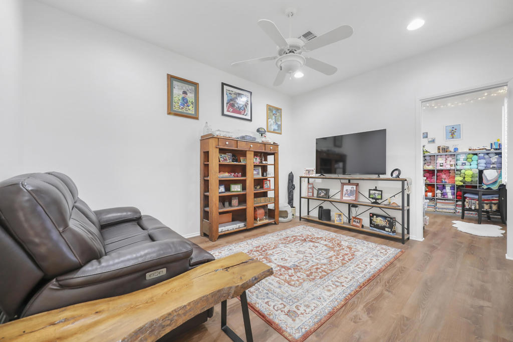 MLS #219135517DA image #16