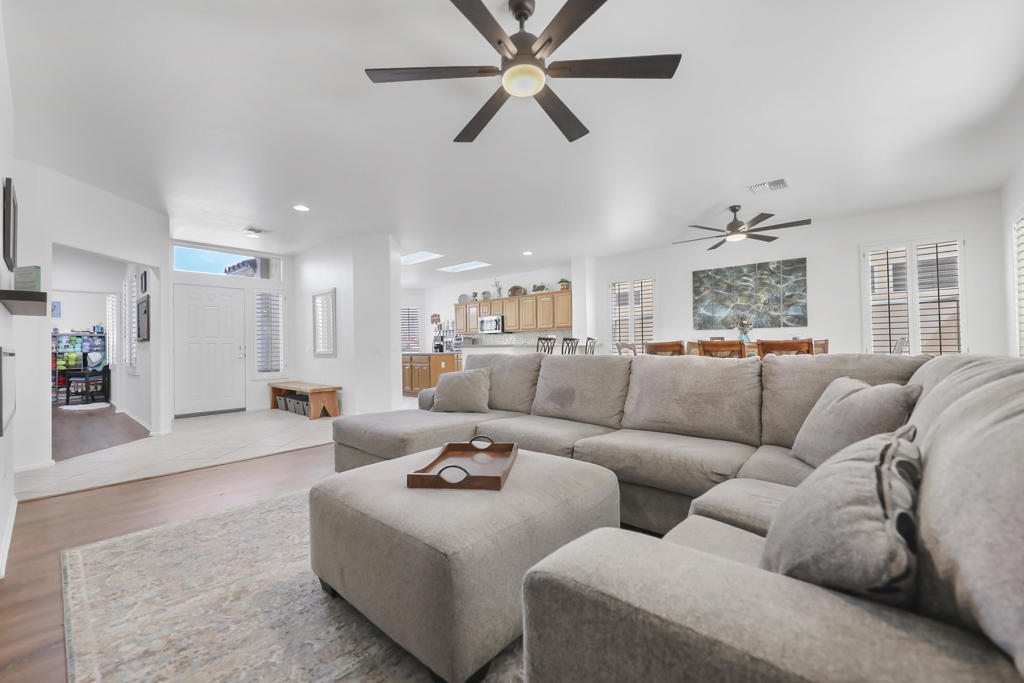 MLS #219135517DA image #8