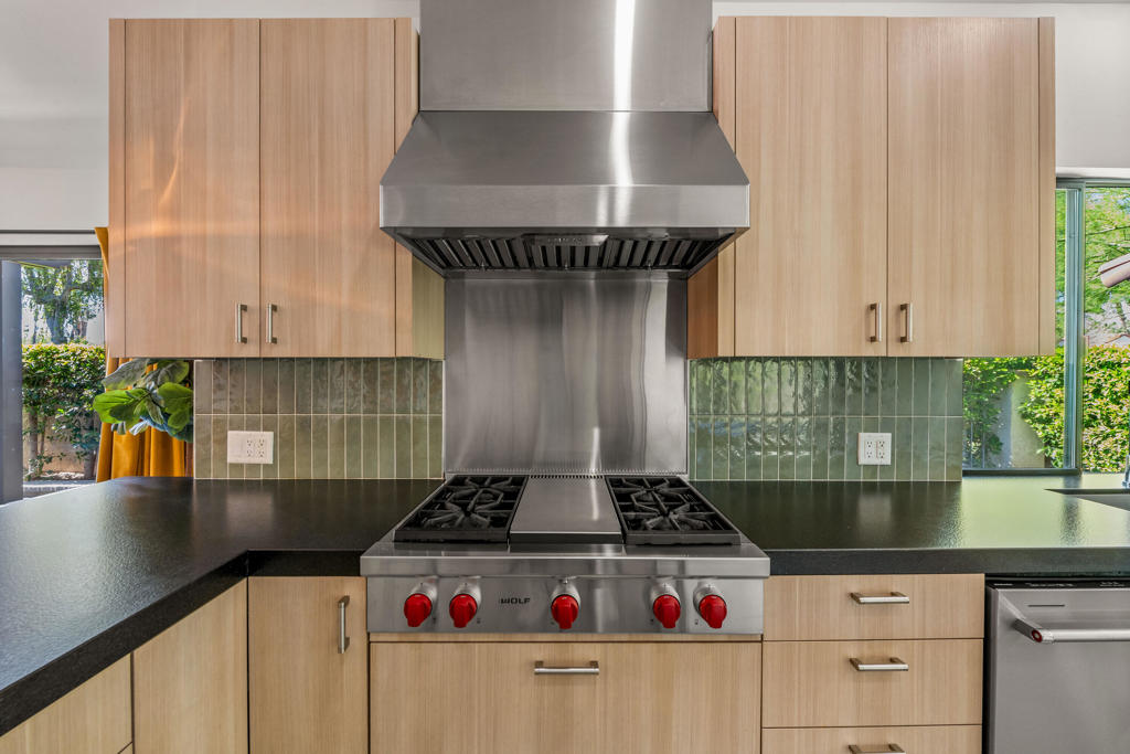 MLS #219135522PS image #10