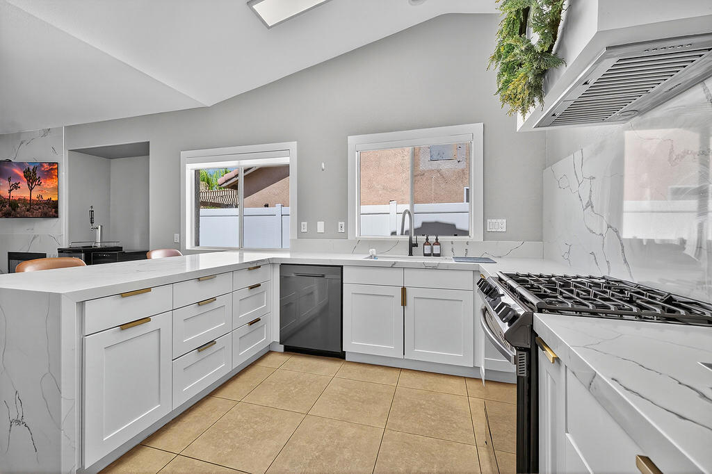 MLS #219135524DA image #6