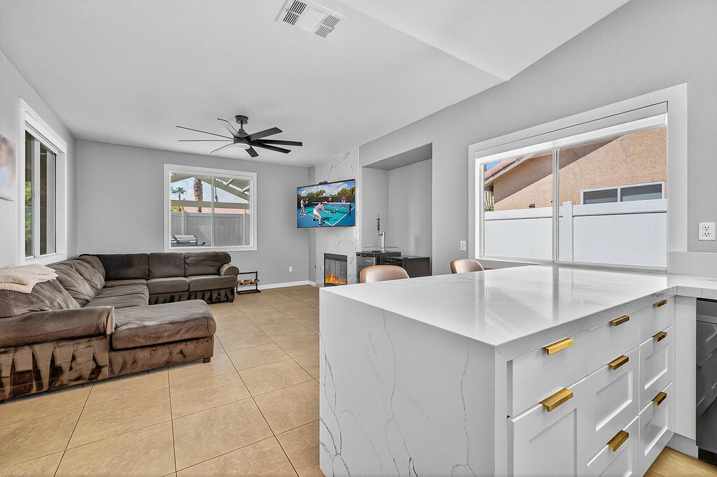 MLS #219135524DA image #8