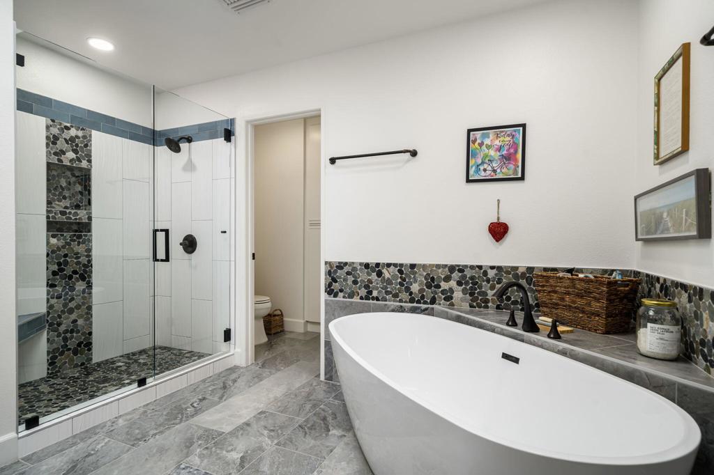 MLS #219135527DA image #14