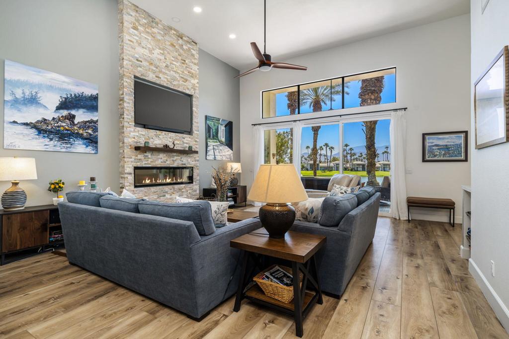 MLS #219135527DA image #3