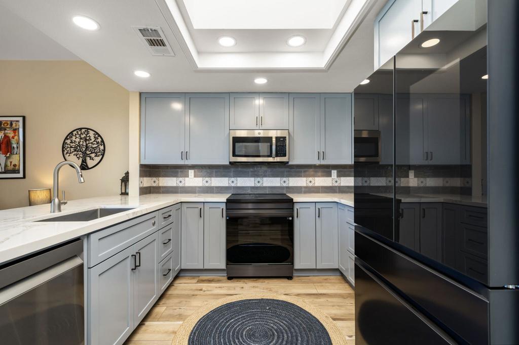 MLS #219135527DA image #8