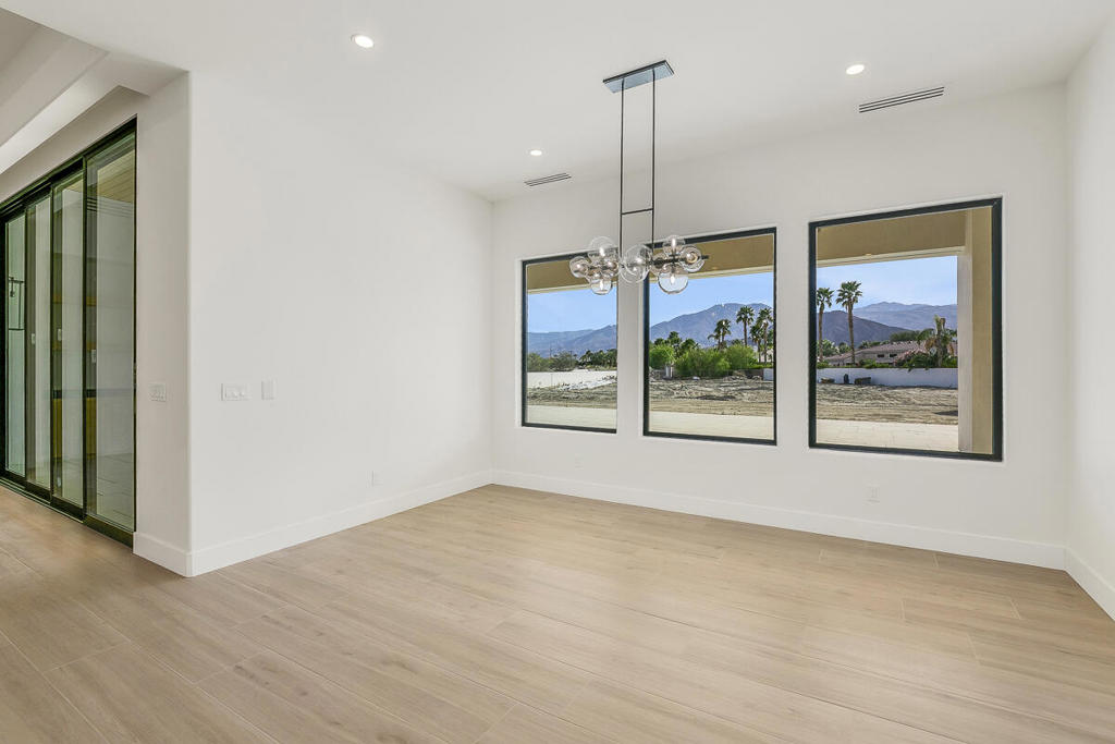 MLS #219135538DA image #17