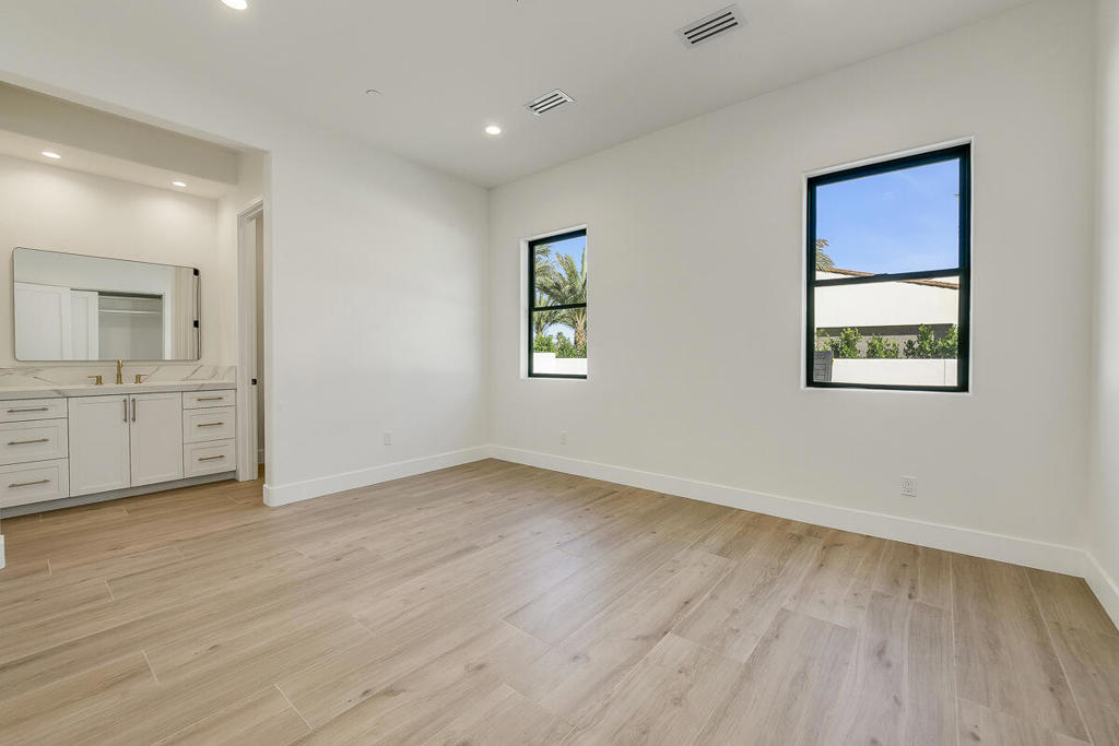 MLS #219135538DA image #18