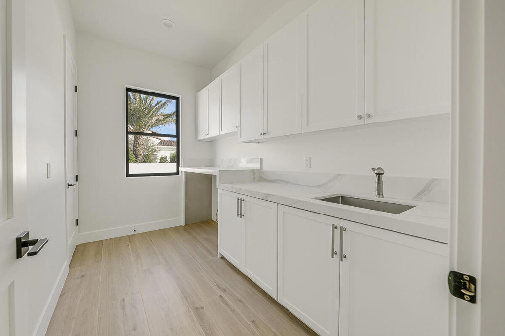 MLS #219135538DA image #23