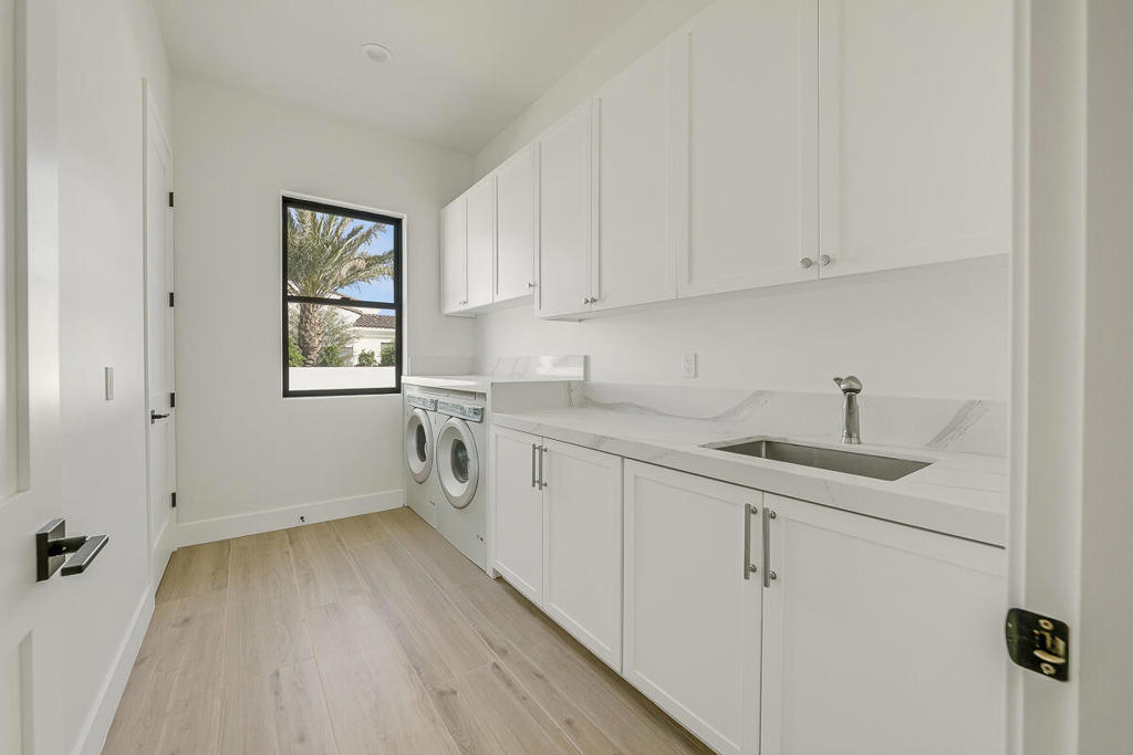 MLS #219135538DA image #24