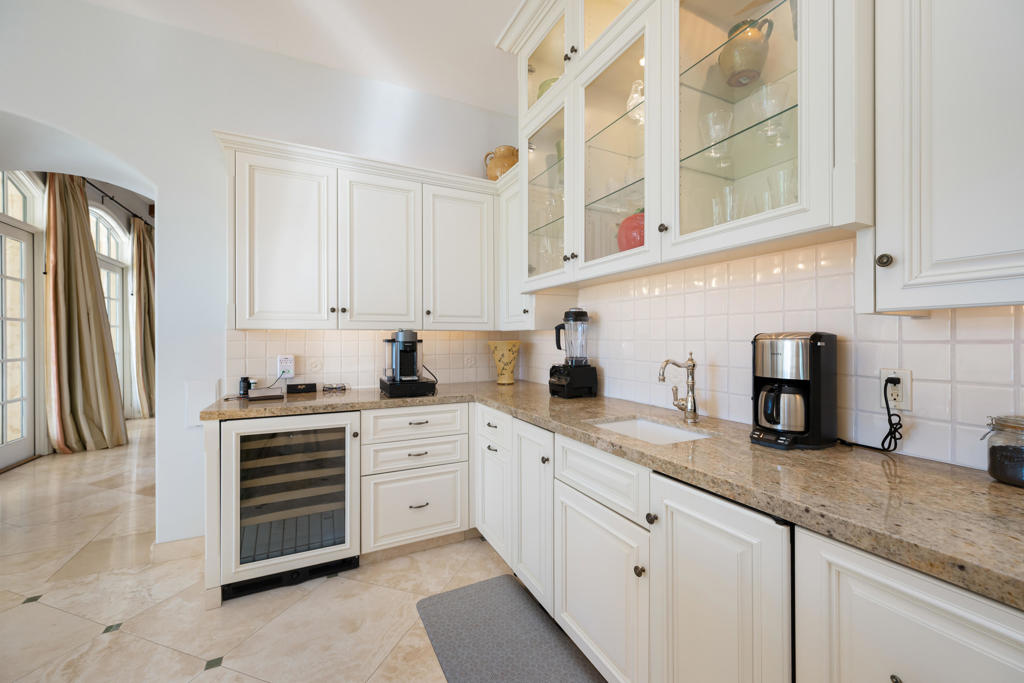 MLS #219135544DA image #17