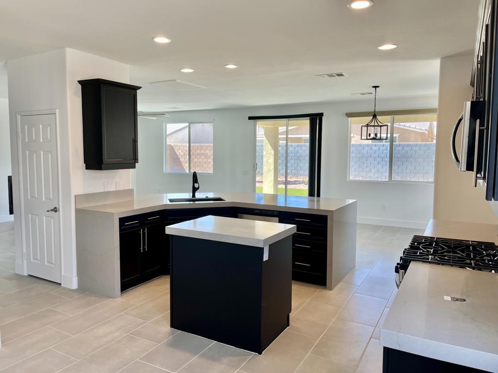 MLS #219135558DA image #16