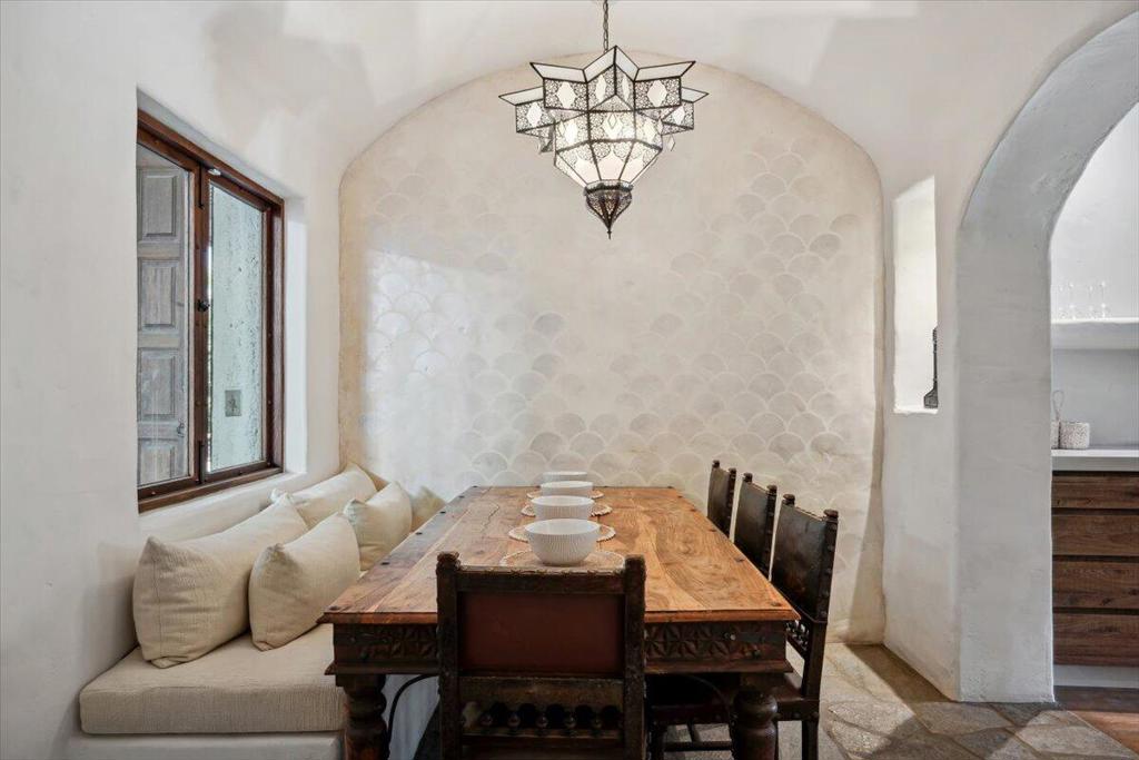 MLS #219135561DA image #13