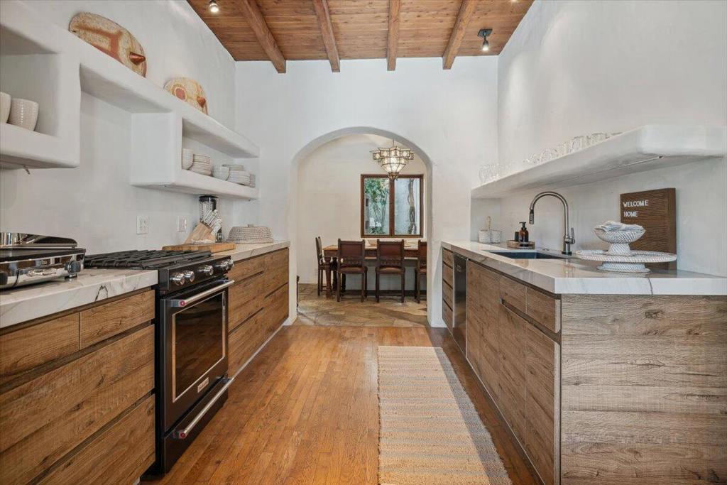 MLS #219135561DA image #15