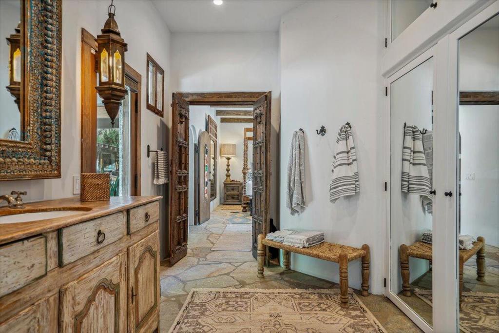 MLS #219135561DA image #27