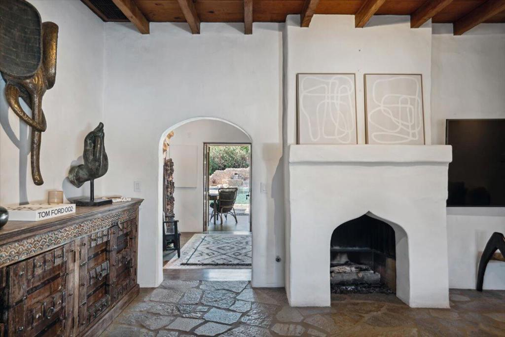 MLS #219135561DA image #8