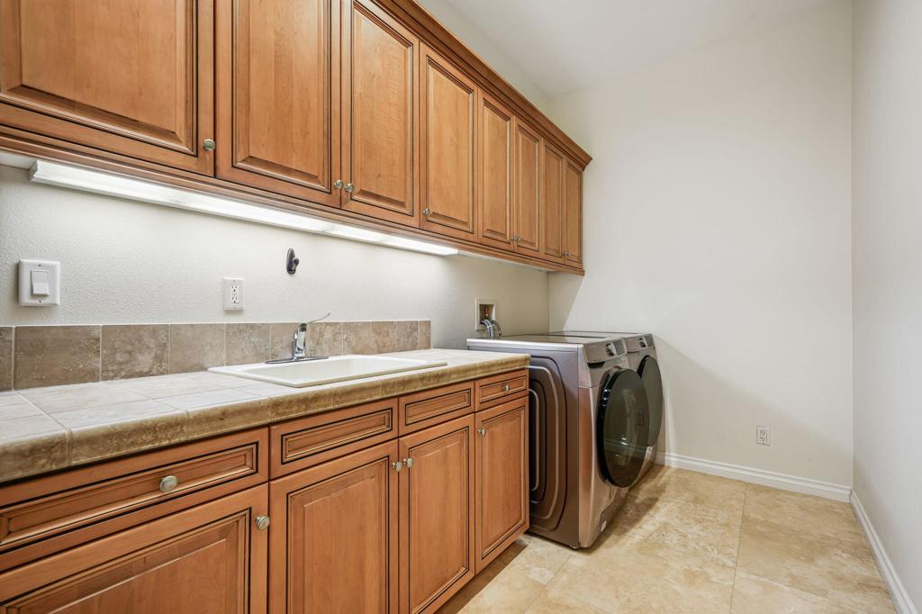 MLS #219135569DA image #27