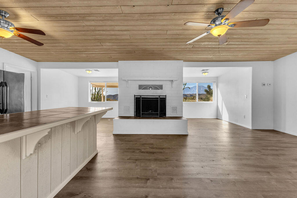 MLS #219135582DA image #16