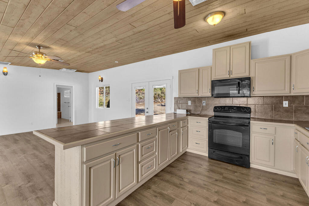 MLS #219135582DA image #22