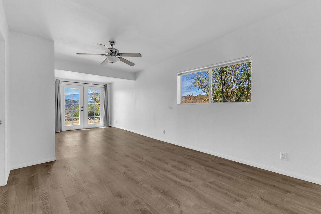 MLS #219135582DA image #29