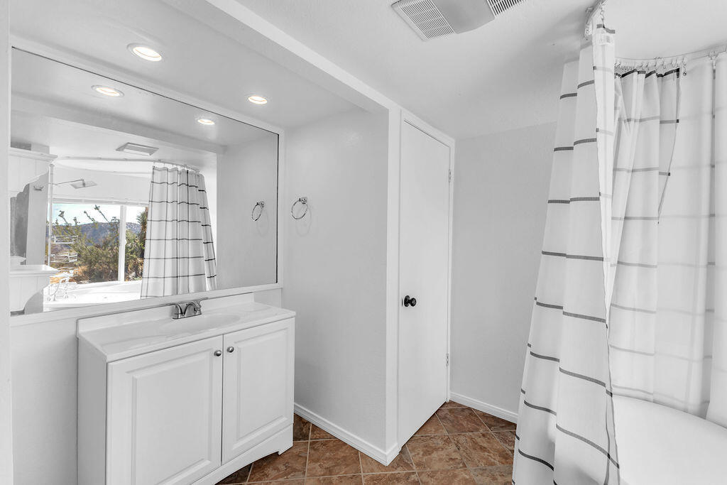 MLS #219135582DA image #33