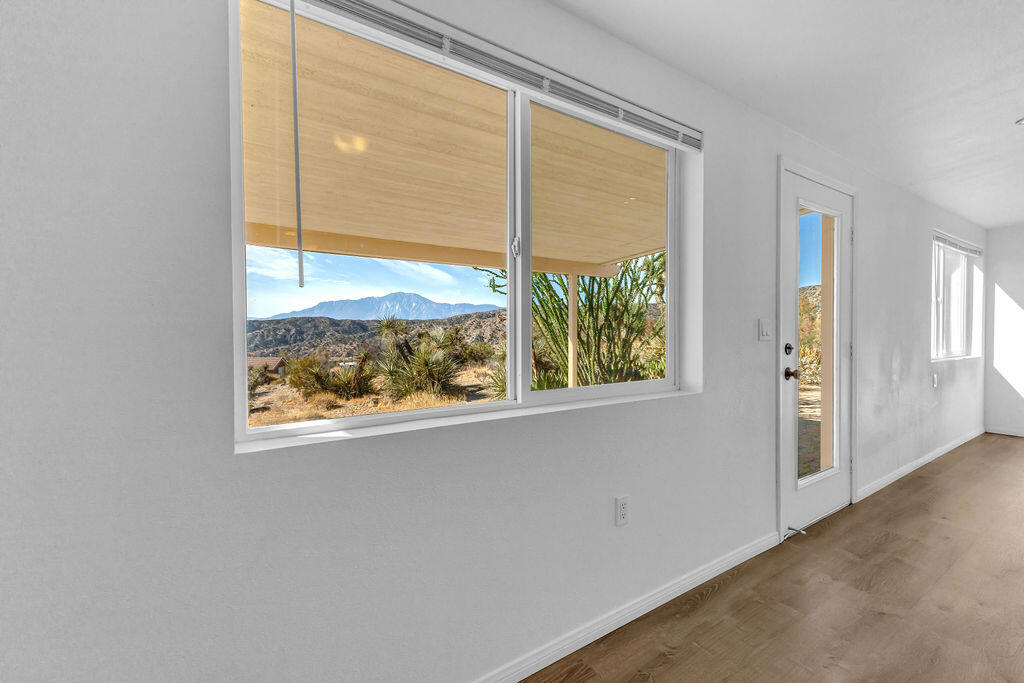 MLS #219135582DA image #5