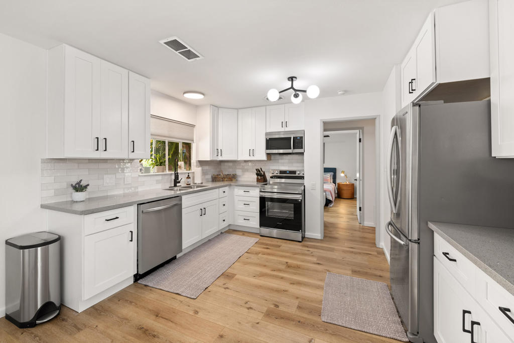 MLS #219135584PS image #10