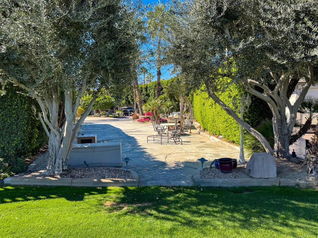 MLS #219135589DA image #16