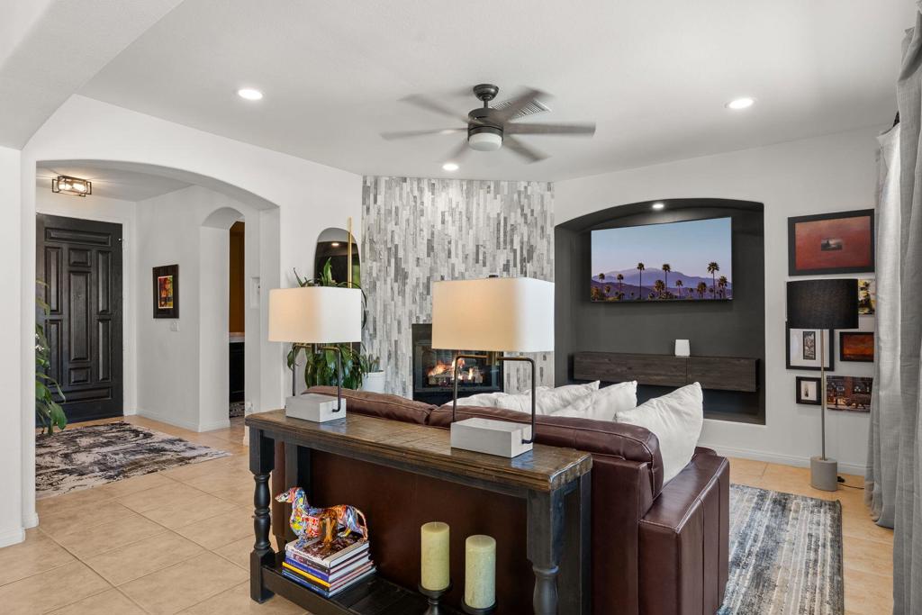 MLS #219135606PS image #3