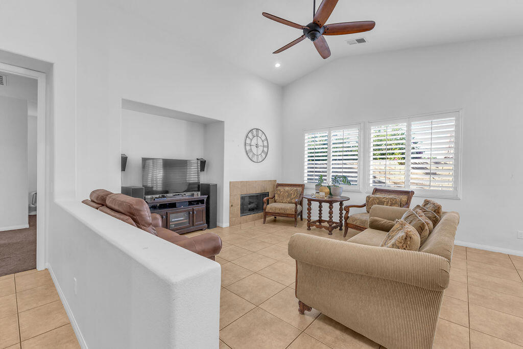 MLS #219135608DA image #16