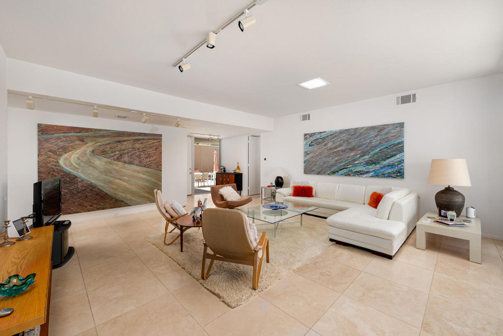 MLS #219135616PS image #11