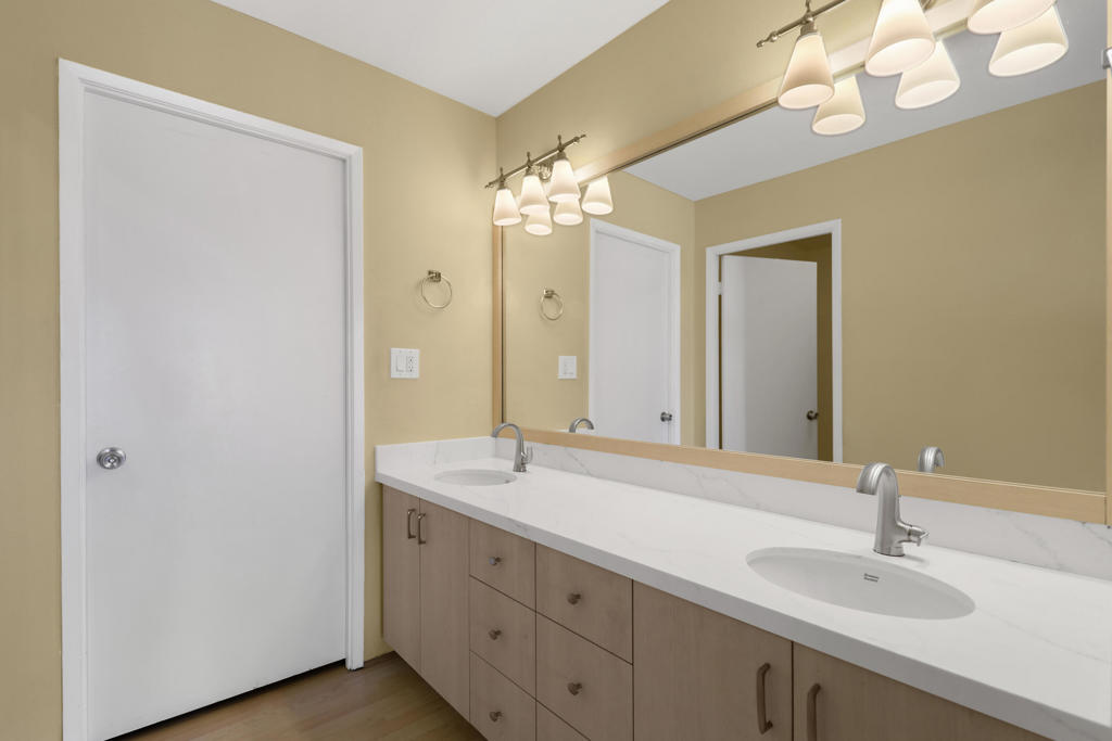 MLS #219135617DA image #19