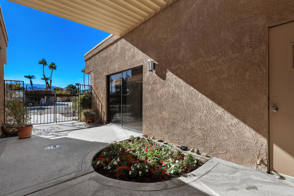 MLS #219135617DA image #23