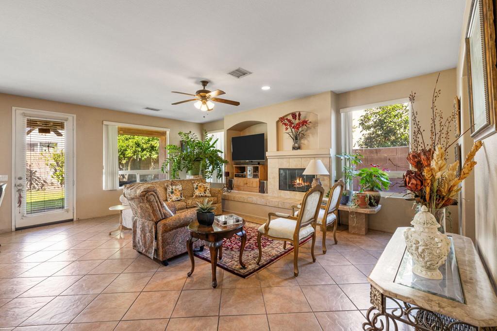 MLS #219135629DA image #12