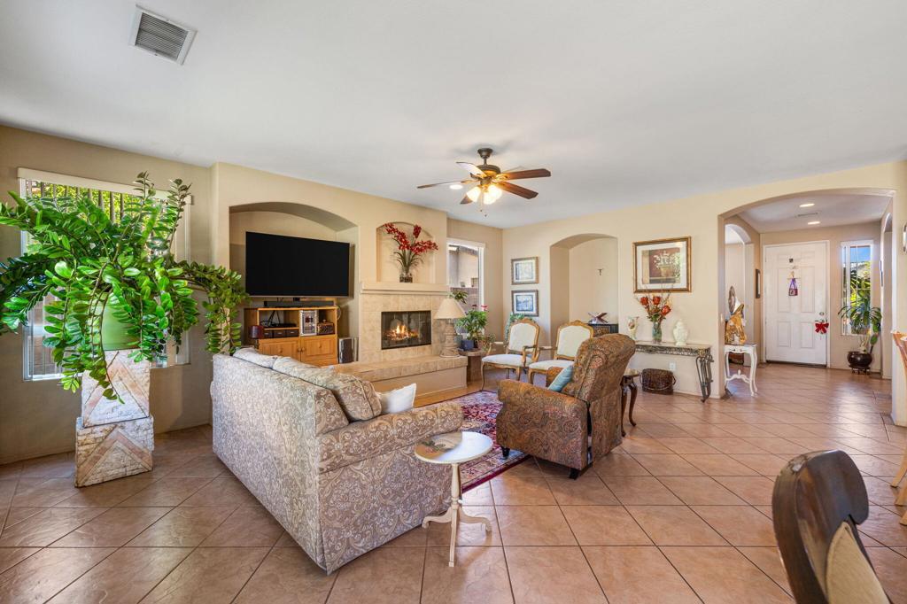 MLS #219135629DA image #13