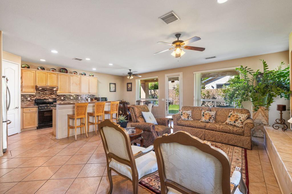 MLS #219135629DA image #14