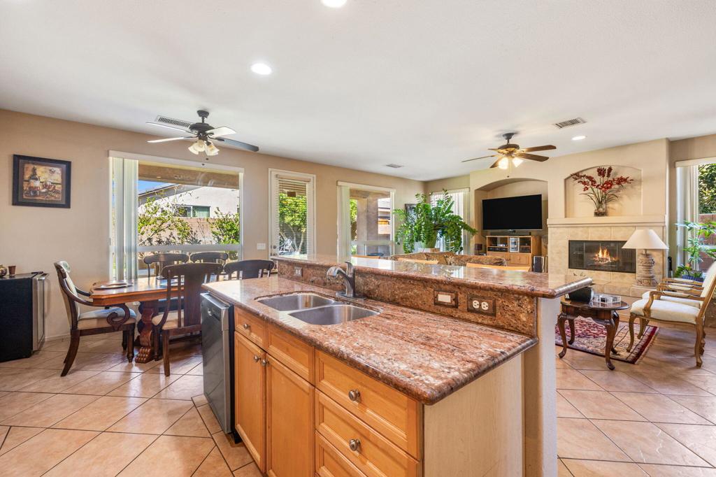 MLS #219135629DA image #16