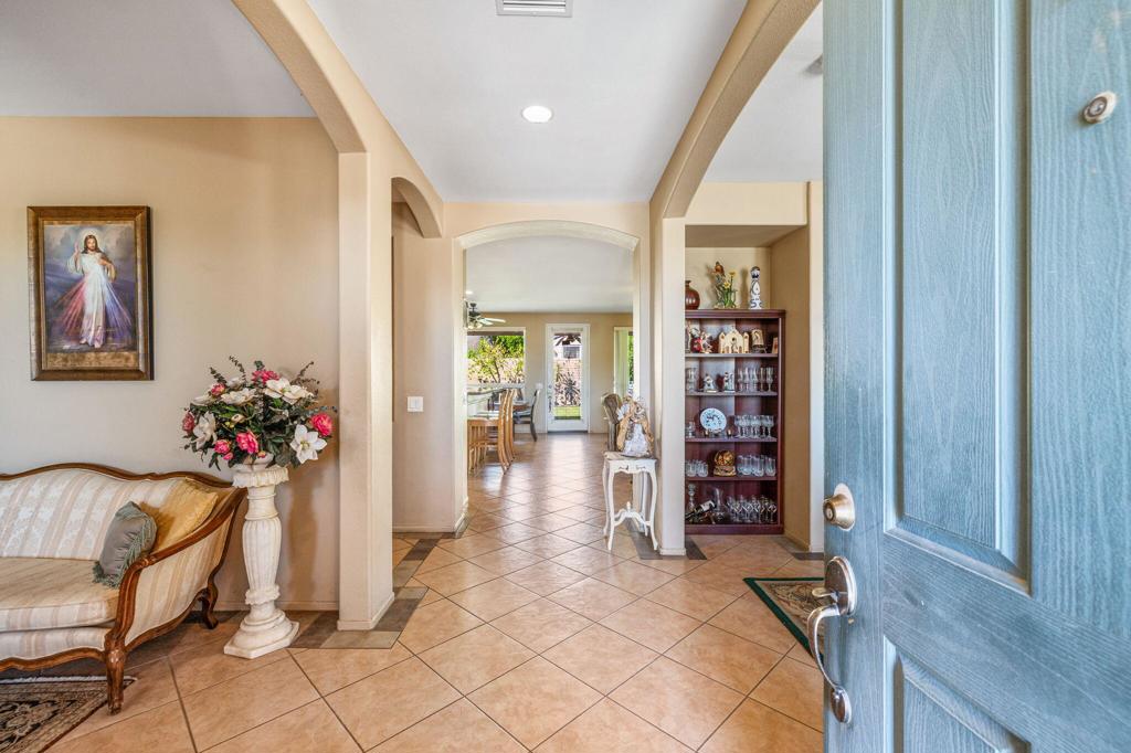 MLS #219135629DA image #8