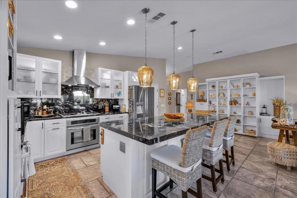 MLS #219135636DA image #12