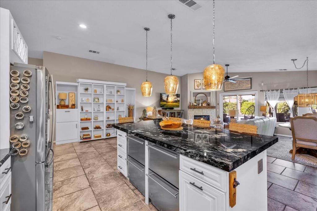 MLS #219135636DA image #13