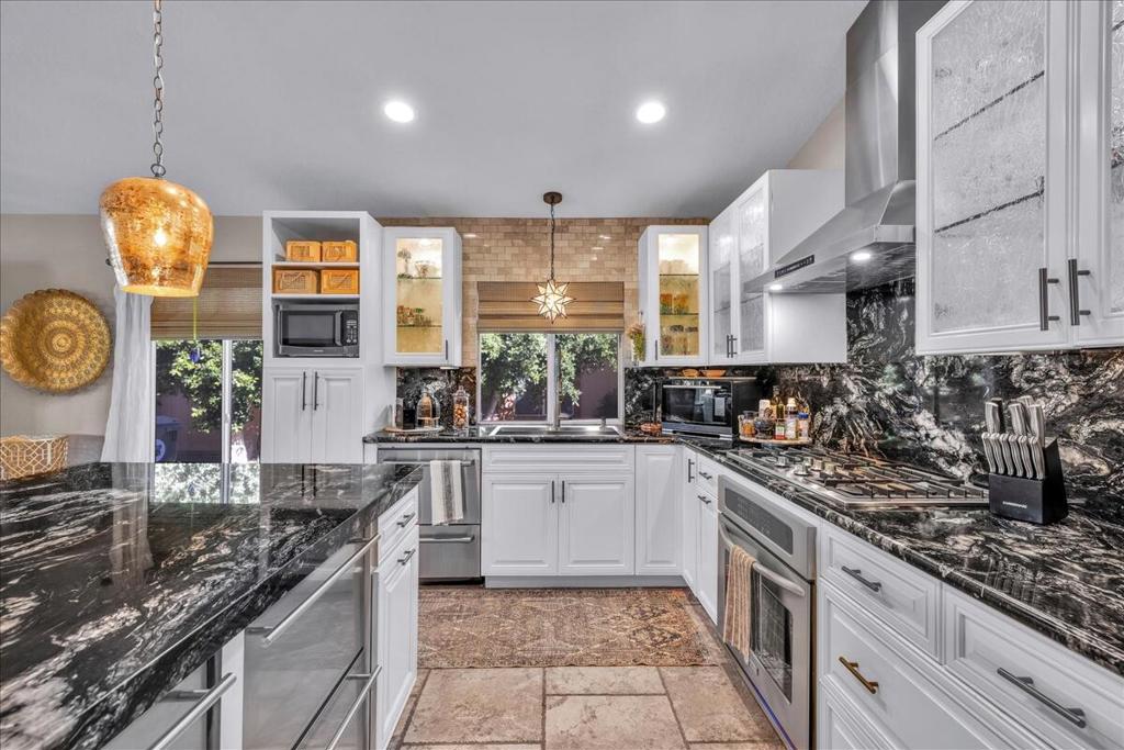 MLS #219135636DA image #14