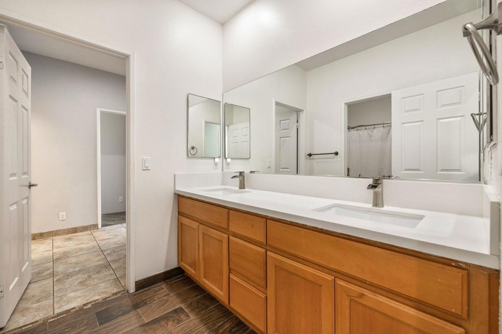 MLS #219135643DA image #17