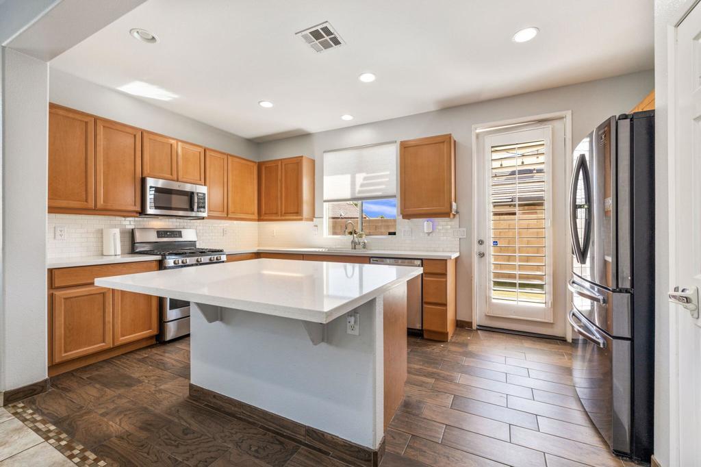 MLS #219135643DA image #8