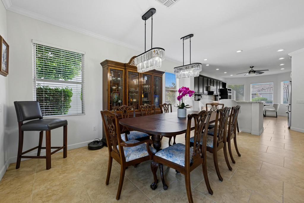 MLS #219135650DA image #10