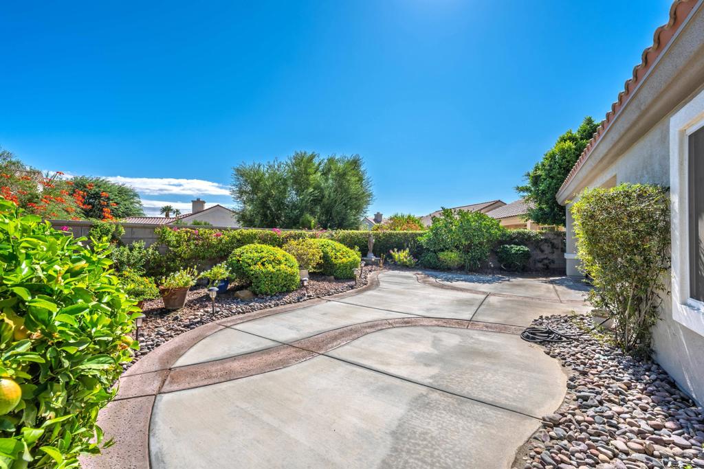 MLS #219135650DA image #2