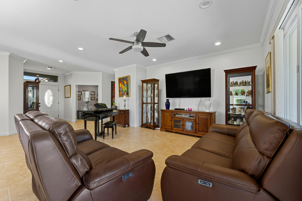 MLS #219135650DA image #7