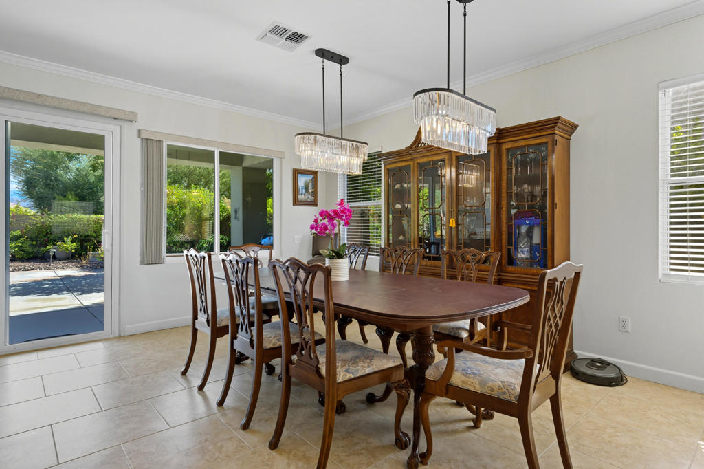 MLS #219135650DA image #9