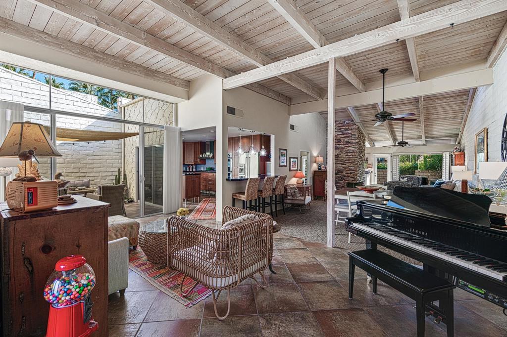 MLS #219135651PS image #4