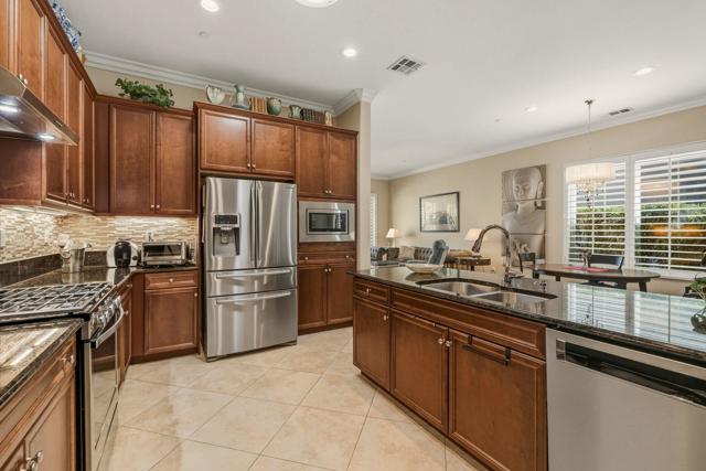 MLS #219135652DA image #9