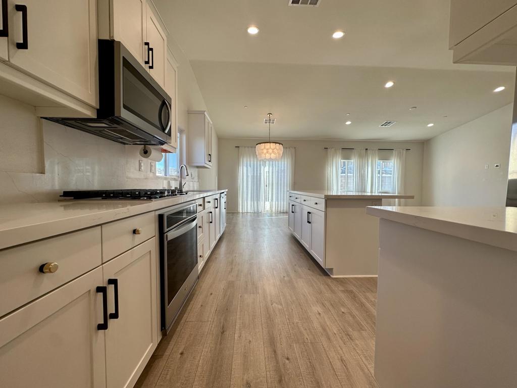 MLS #219135653DA image #7